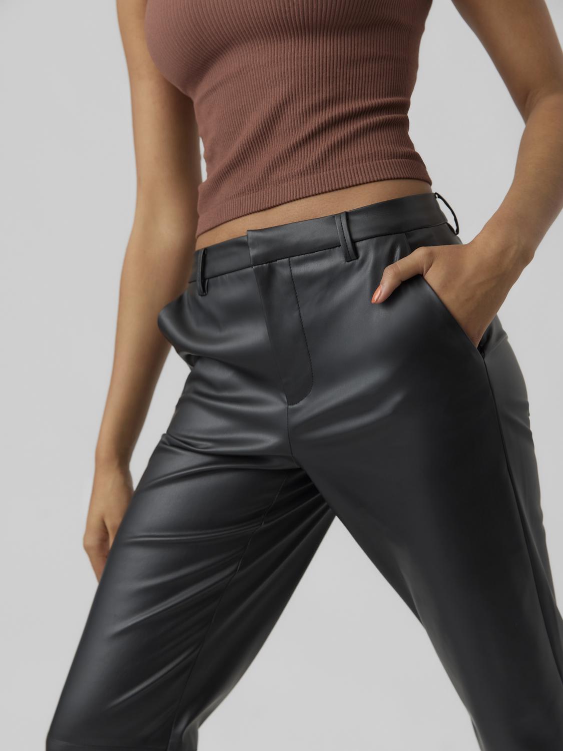 model_shot-detail
